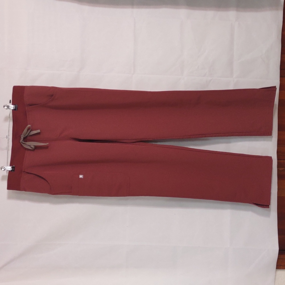 Figs Women's Scrub Pants - Brick Red with Taupe Drawstring